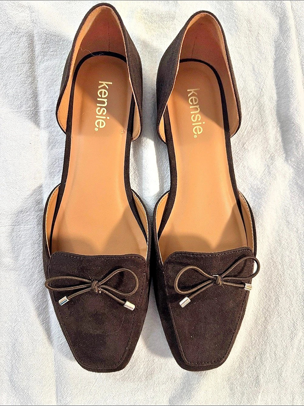 Kenzie Fany D'Orsay Flat Bow-Detail Flats in Brown. Size 9.5.